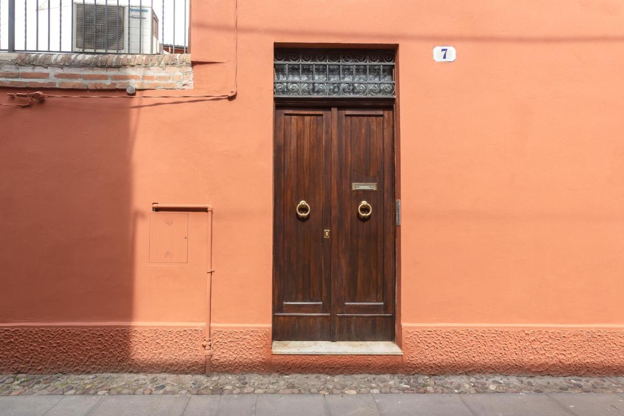 Ferrara Casa Dell'Archivolto Con Garage公寓 外观 照片