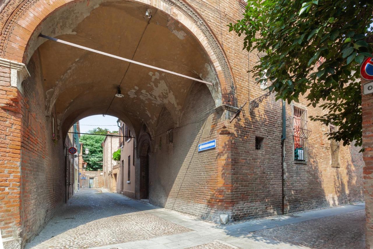 Ferrara Casa Dell'Archivolto Con Garage公寓 外观 照片